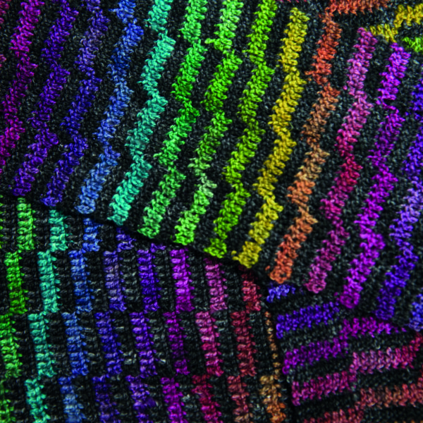 crochet the rainbow stepped scarf close up
