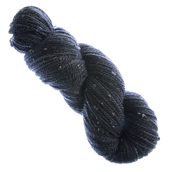 skein of hand dyed coal black tweed yarn